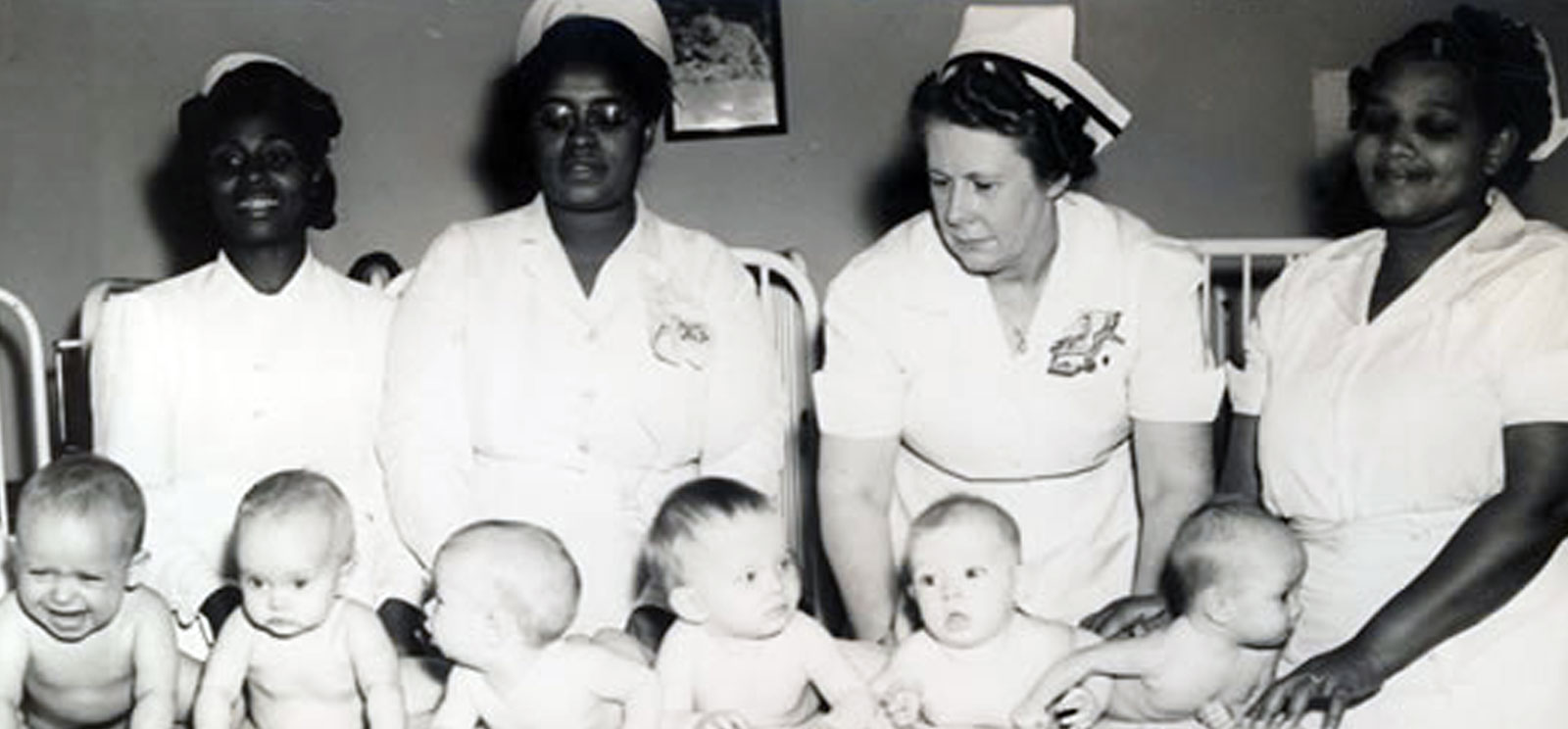history-nurses-babys-bw